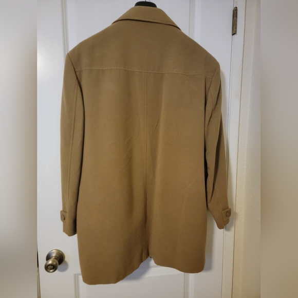 Men's Cashmere Coat - Picture 2 of 3